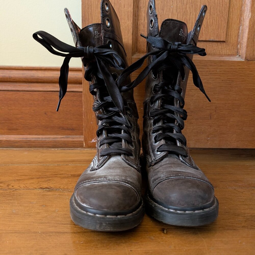 Doc Martens Triumph 1914